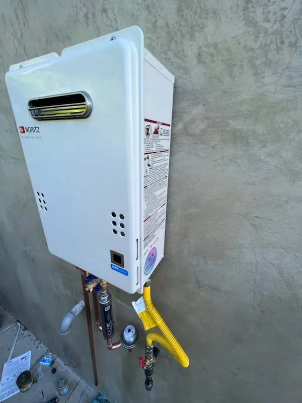 Tankless water heater installation for East Kapolei homes
